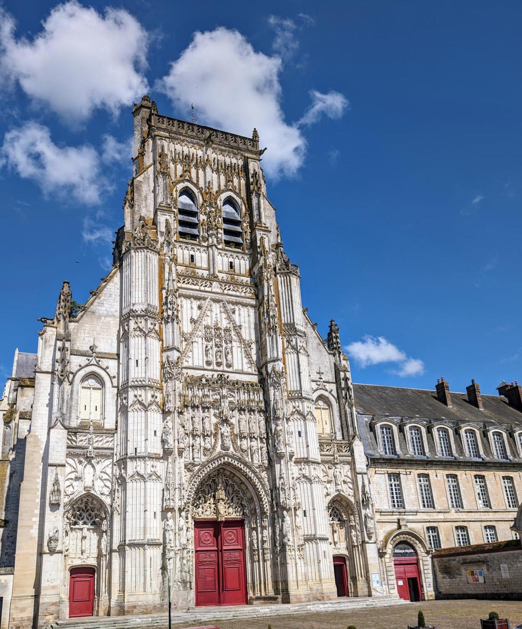Le Relais Du Beffroi & Spa Saint-Riquier Екстериор снимка