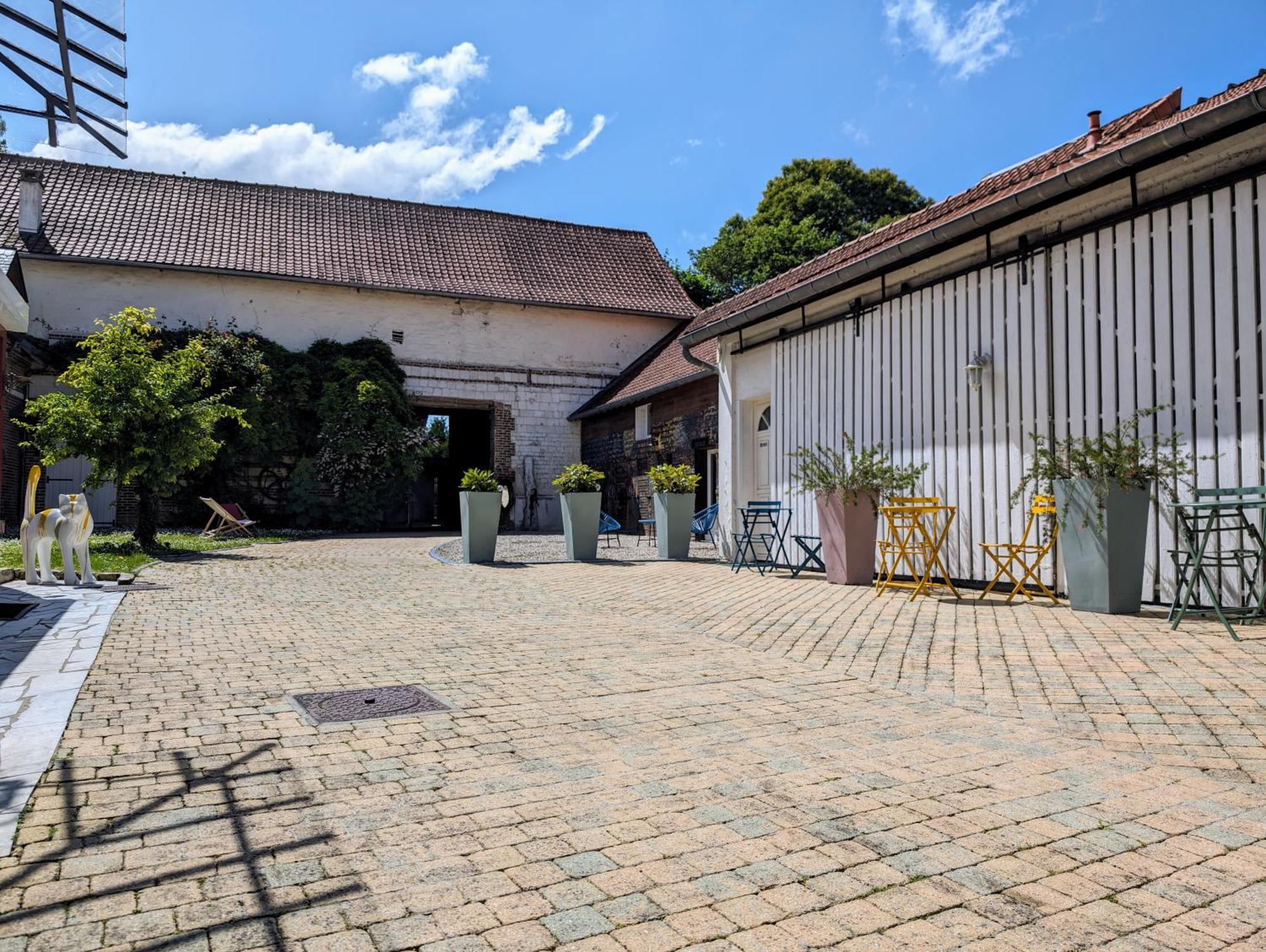 Le Relais Du Beffroi & Spa Saint-Riquier Екстериор снимка